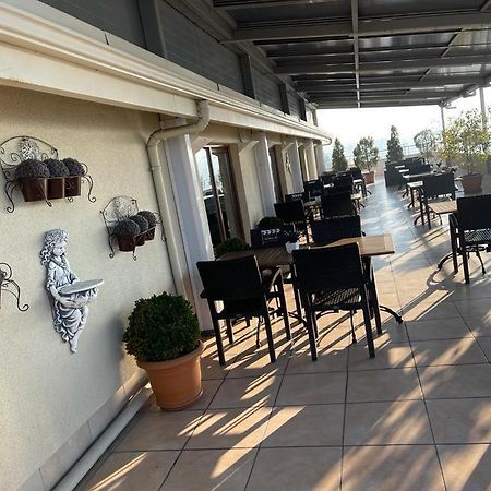 Gosterisli Otel Duzce Ngoại thất bức ảnh