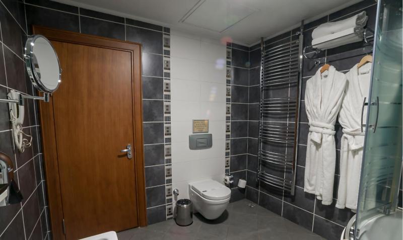 Gosterisli Otel Duzce Ngoại thất bức ảnh